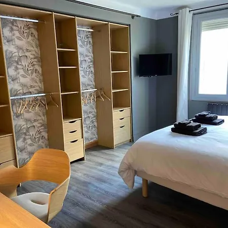 Maison Climatisee Avec Stationnement Et Wifi Holiday home *