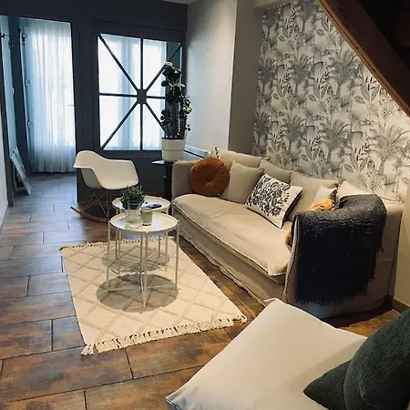 Maison Climatisee Avec Stationnement Et Wifi Holiday home *