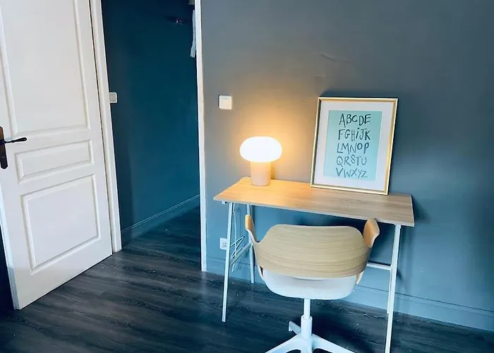 Maison Climatisee Avec Stationnement Et Wifi 펜션 *