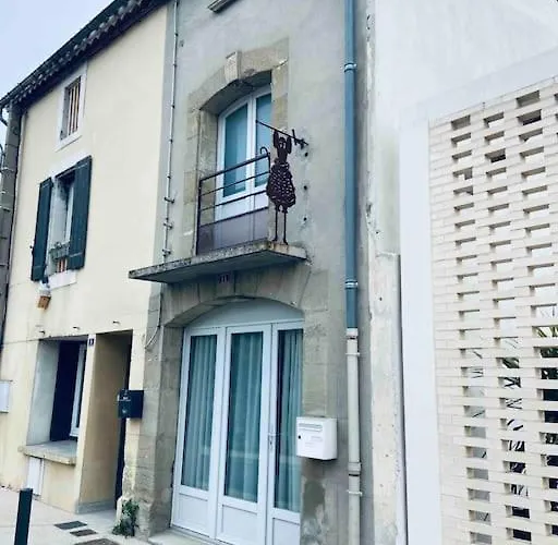 Maison Climatisee Avec Stationnement Et Wifi Bram